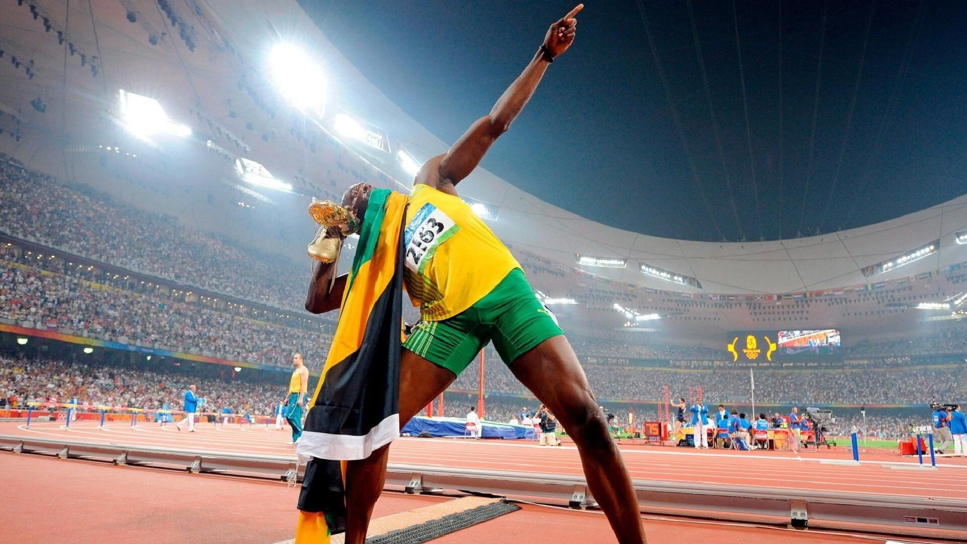 篮球精神让更多年轻人热爱生活,诠释篮球精神