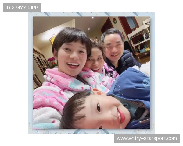 张馨回忆亚洲杯征程：拼到失眠也不退缩，歌手张馨